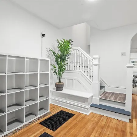 Oakland/University @A Spacious & Modern Private Bedroom With Shared Bathroom Pittsburgh Exterior photo